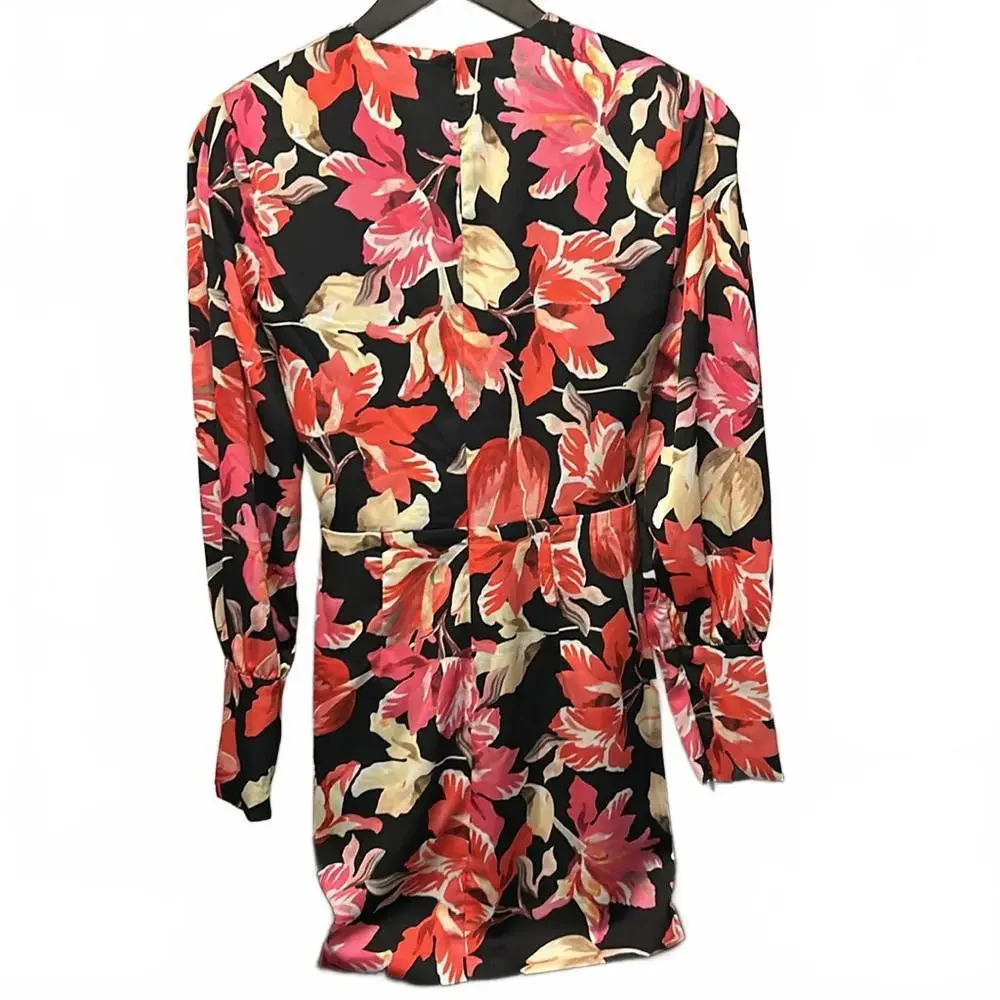 Guess by Marciano Los Angeles floral‎ mini dress.